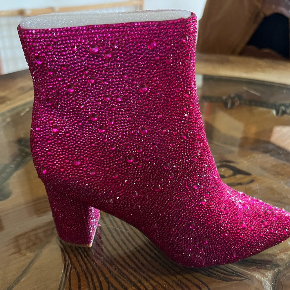 Betsey Johnson Cady Rhinestone booties - Fushcia; size 7M